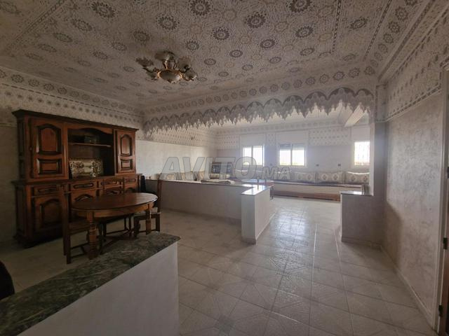 بيع عمارة من 3 طوابق ومحلات تجارية 2 - 2