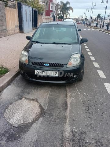 Ford en bon état - 2