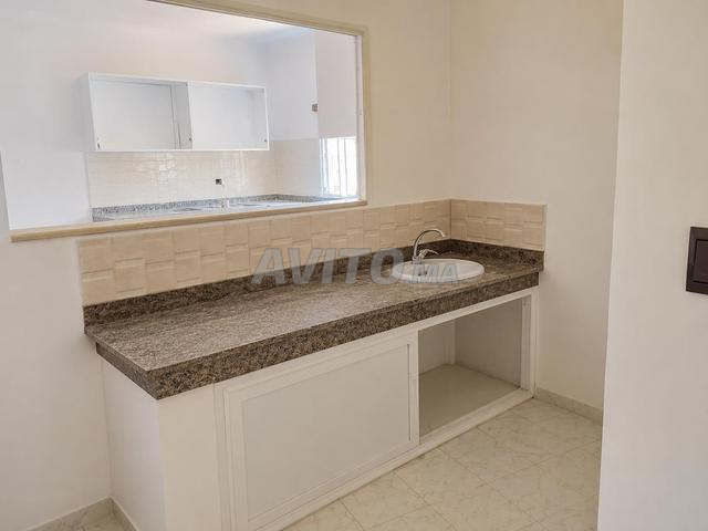 Appartement à louer 140 m² à Rabat - 2