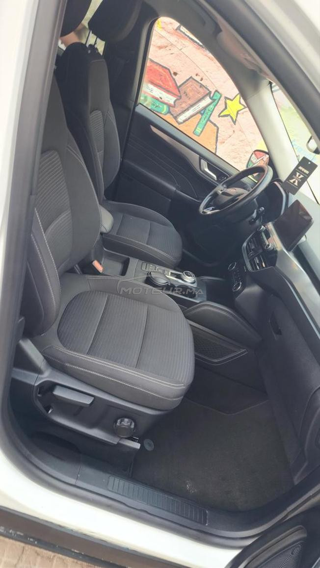 Ford kuga suv 6cv automatique particulier 2022