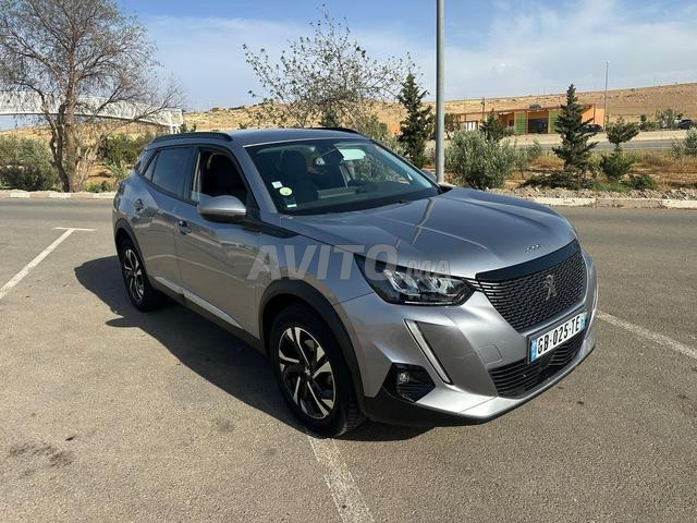 Peugeot 2008 Allure excellente DW 2026 mois 6 - 2