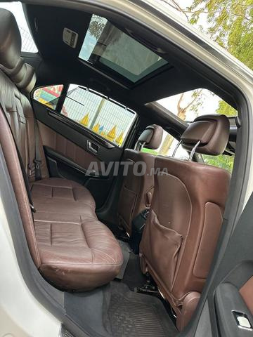 MERCEDES BENZ E250 PACK AMG FULL OPTION