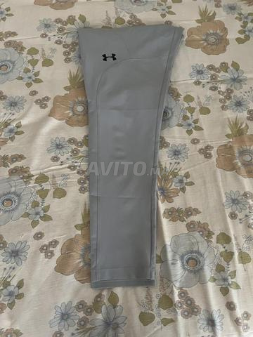 Under Armour Medium - 2