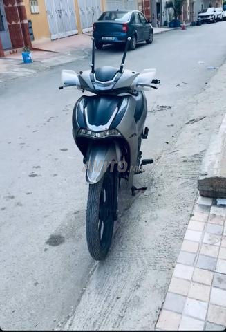 Belle et bonne moto - 2