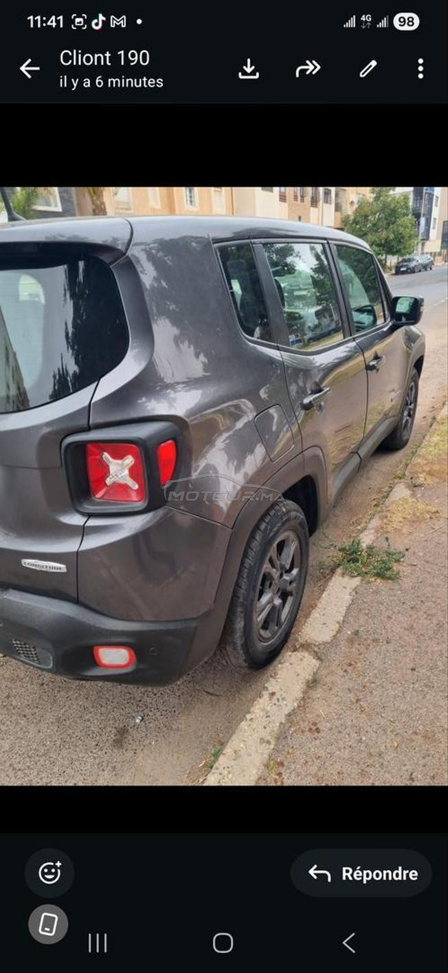 Voiture Avondre 