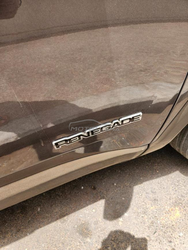 Voiture Avondre 