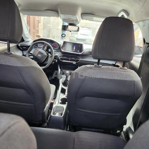 208 à vendre