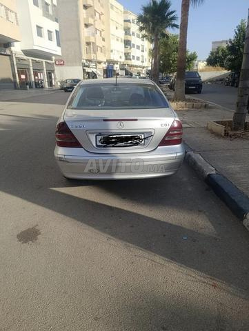 C 220 modèle 2004 dédouanée 2007