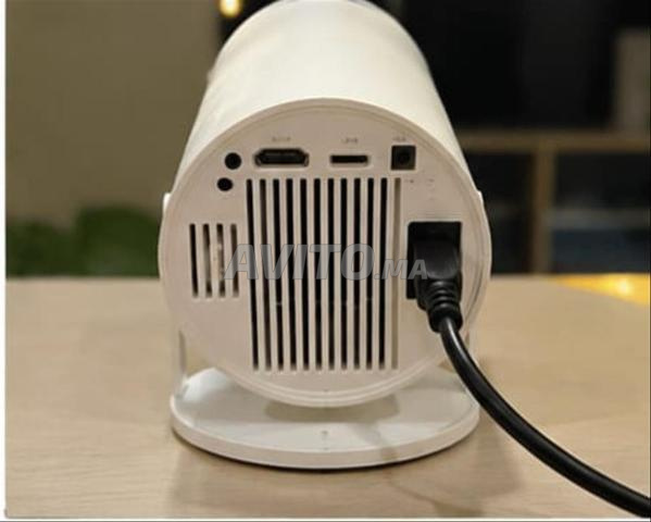 Projecteur Intelligent HY300 - 2