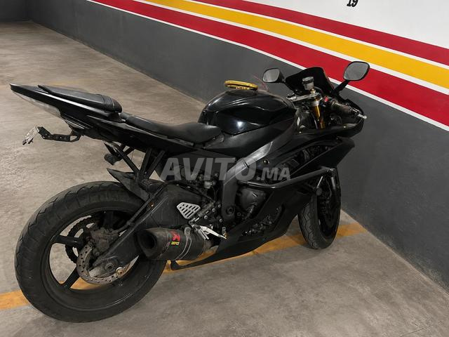 Moto YAMAHA R6 très bon état à vendre - 2