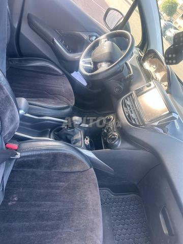 Peugeot 2008 - 2