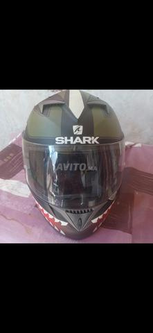 2 casques de motos SHARK - 2