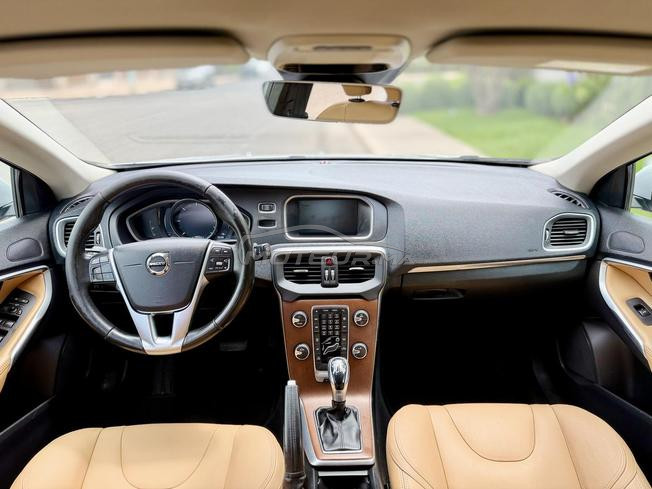 Volvo V40 Diesel Automatique 2020 à Agadir