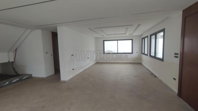 فيلا دوبلكس فاخرة للبيع بالجديدة - 2