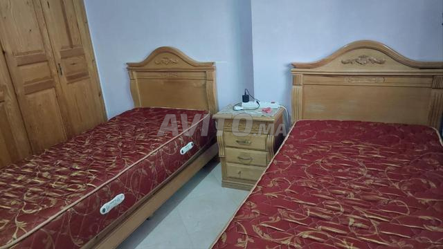 Chambre à coucher complète à vendre pour deux personnes, propre et prête à l'emploi
