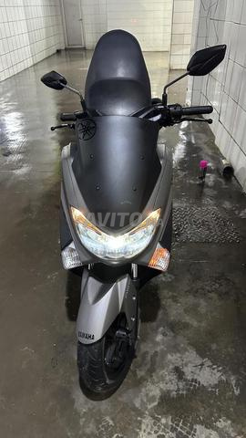 Nmax 155 yamaha - 2