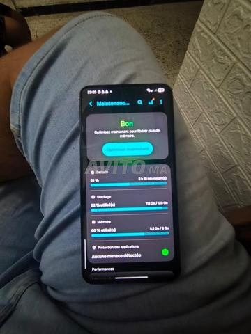 Samsung S22 - 2