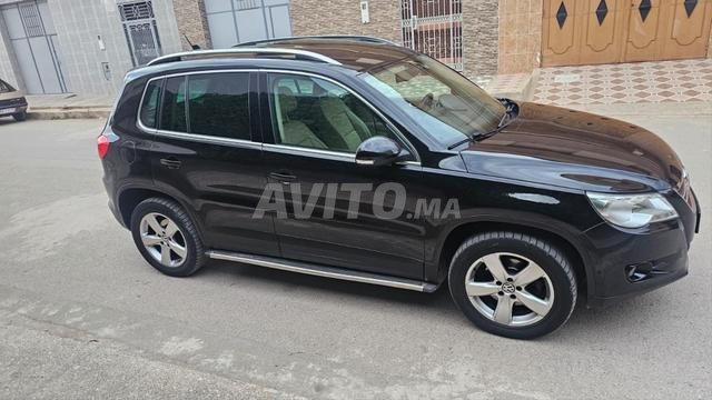 Volkswagen Tiguan - 2