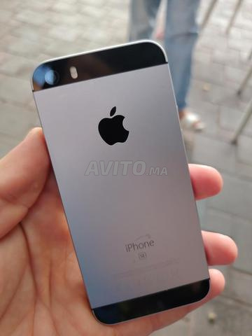 iPhone SE - 2