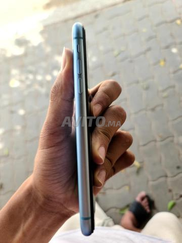 iPhone XR - 2