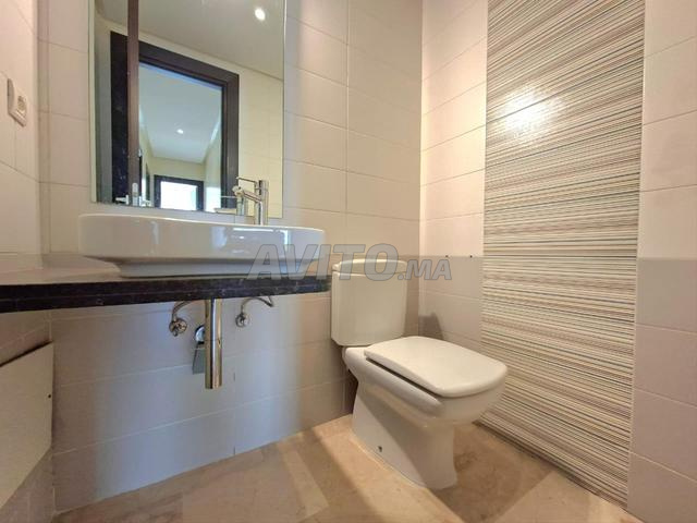 Appartement à louer 123 m² à Casablanca - 2
