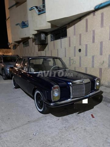 Mercedes-Benz W115 photo 5