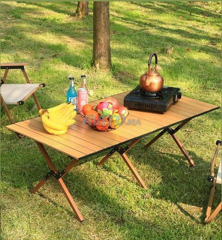 Table quatre chaises de grande taille - 2