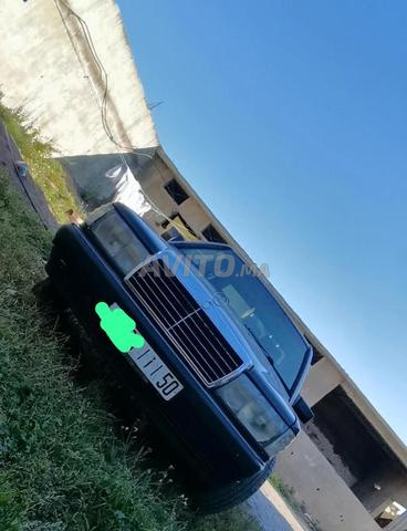 Mercedes 190 - 2