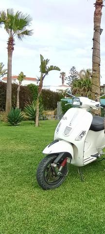 Vespa Piaggio 49cc modèle 2015 à vendre