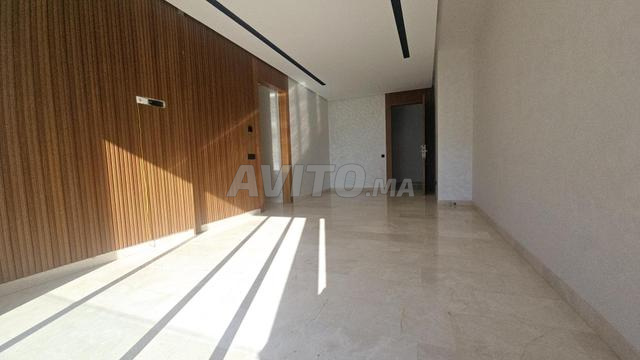 Bel appartement 84m² à louer à Californie - 2
