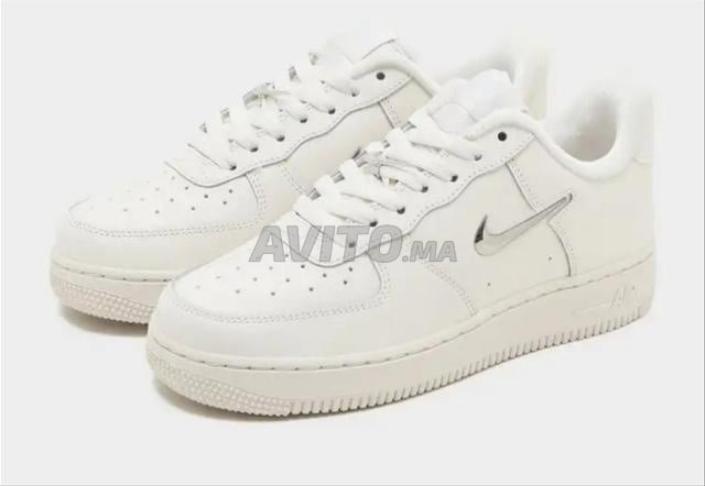 Nike Air Force blanches taille 36/44 - 2