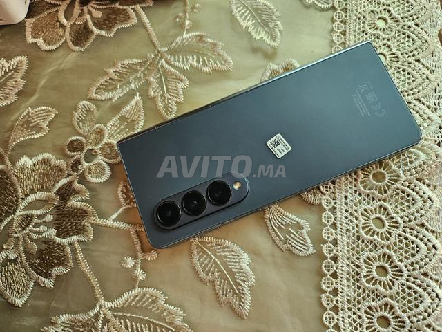 Samsung z fold 4 / 12gb Ram - 2