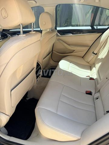 BMW الفئة الخامسة بحالة ممتازة موديل 2018