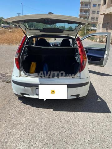 Fiat Punto Essence Manuelle 2002 dédouaner en 2010 - 2