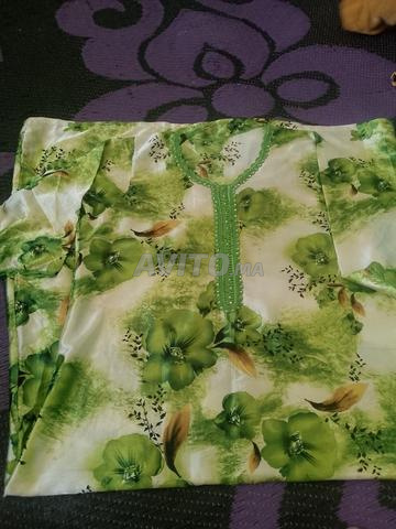 قفطان مستعمل مقاس XL للمهتمات التواصل معي - 2