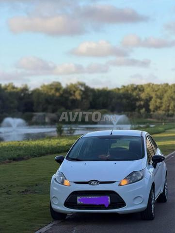 Ford à vendre, très propre - 2