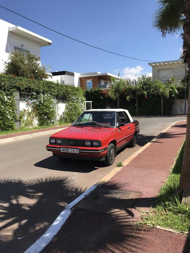 Voiture de collection Renault 9 décapotable 
