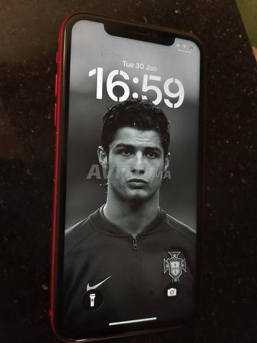 iPhone 11 normal officiel iOS26 problème de sim