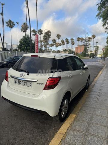 Toyota Yaris fin 2018 essence – Full options  - 2