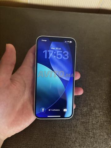 iPhone 14 - 2