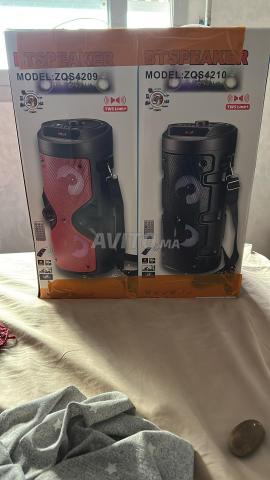 Casque et plusieurs accessoires smartphone - 2