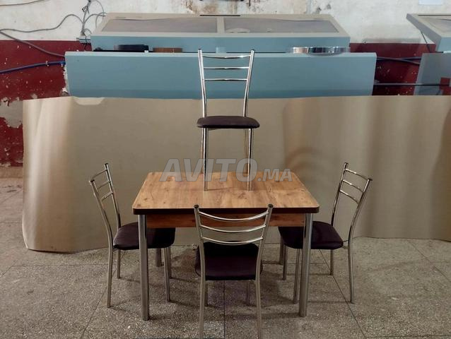Salon en Inox et MDF - 2