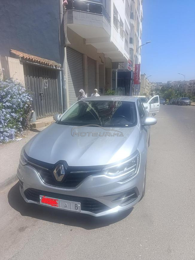 megane en excellente état 1er main 