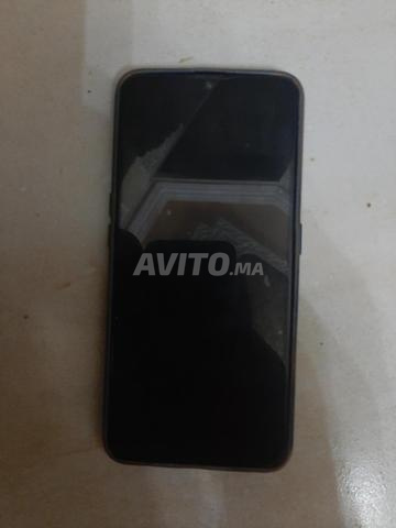 Téléphone oppo f11 64G et 6G ram en très bon état - 2