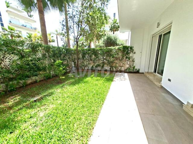 Appartement à louer 310 m² à Souissi RABAT - 2