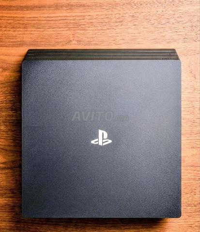 Playstation 4 Pro 1T - 2