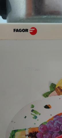 ثلاجة من نوع Fagor - 2