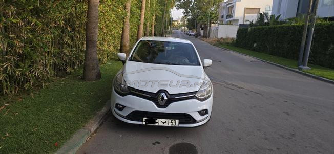 Clio 4 très bonne état 