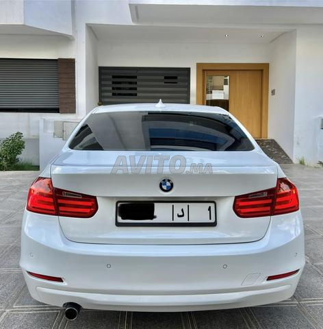 BMW الفئة الثالثة 318d موديل 2013 - 2