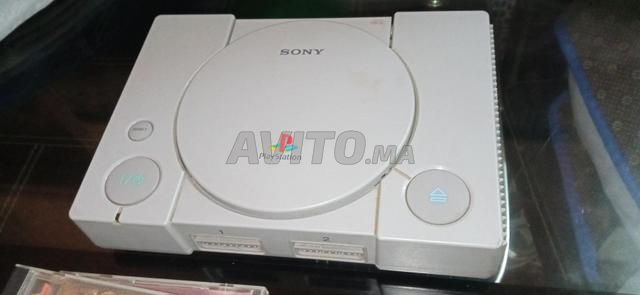Playstation 1 Avec des accessoires - 2